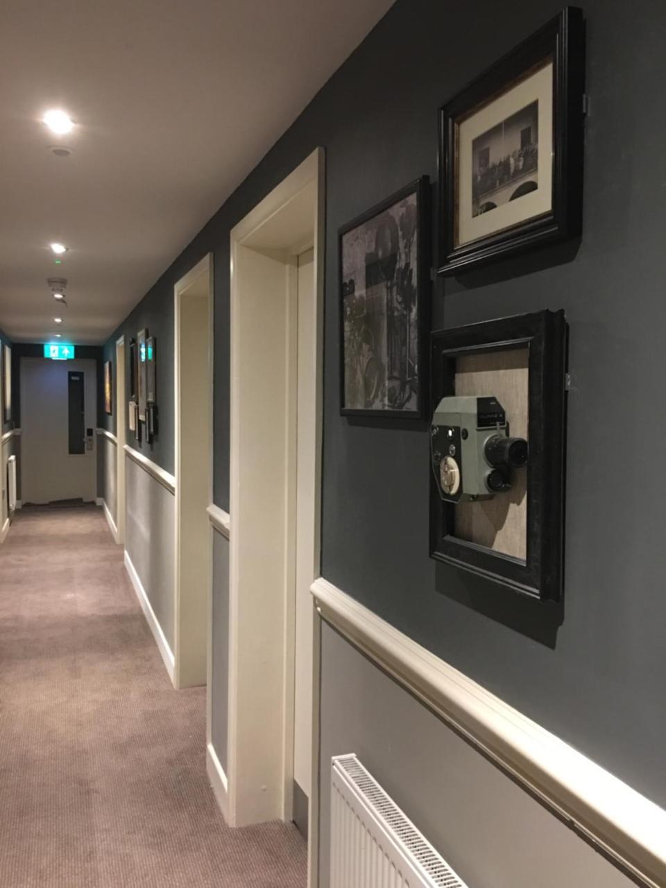 איוור The Tower Arms Hotel מראה חיצוני תמונה